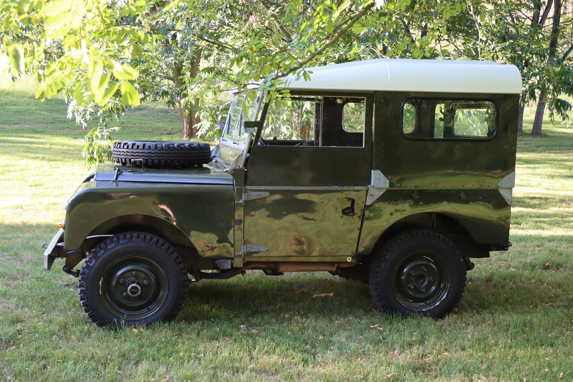 1951 LAND ROVER SERIES I 80" 2D WAGON 
