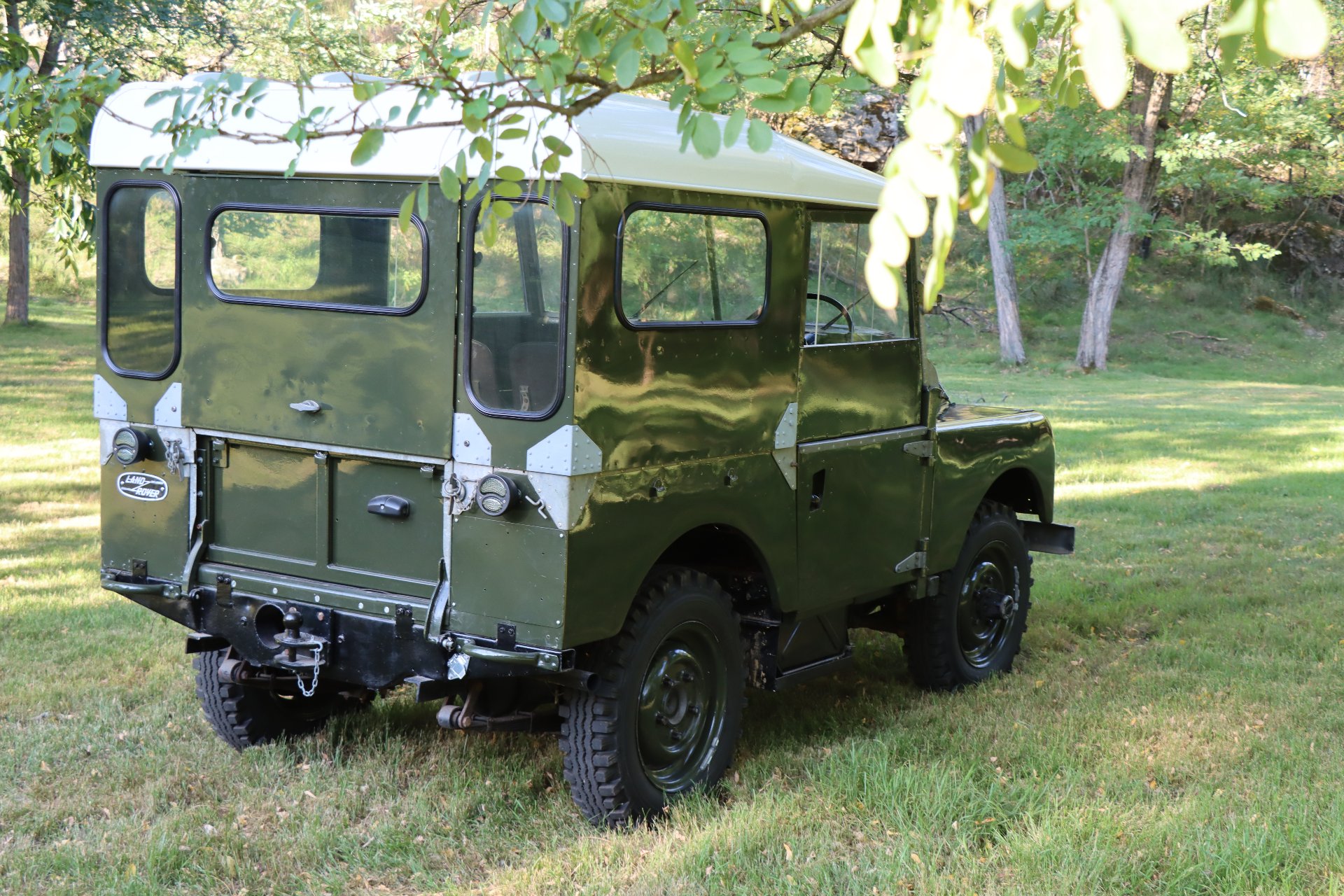1951 LAND ROVER SERIES I 80" 2D WAGON 