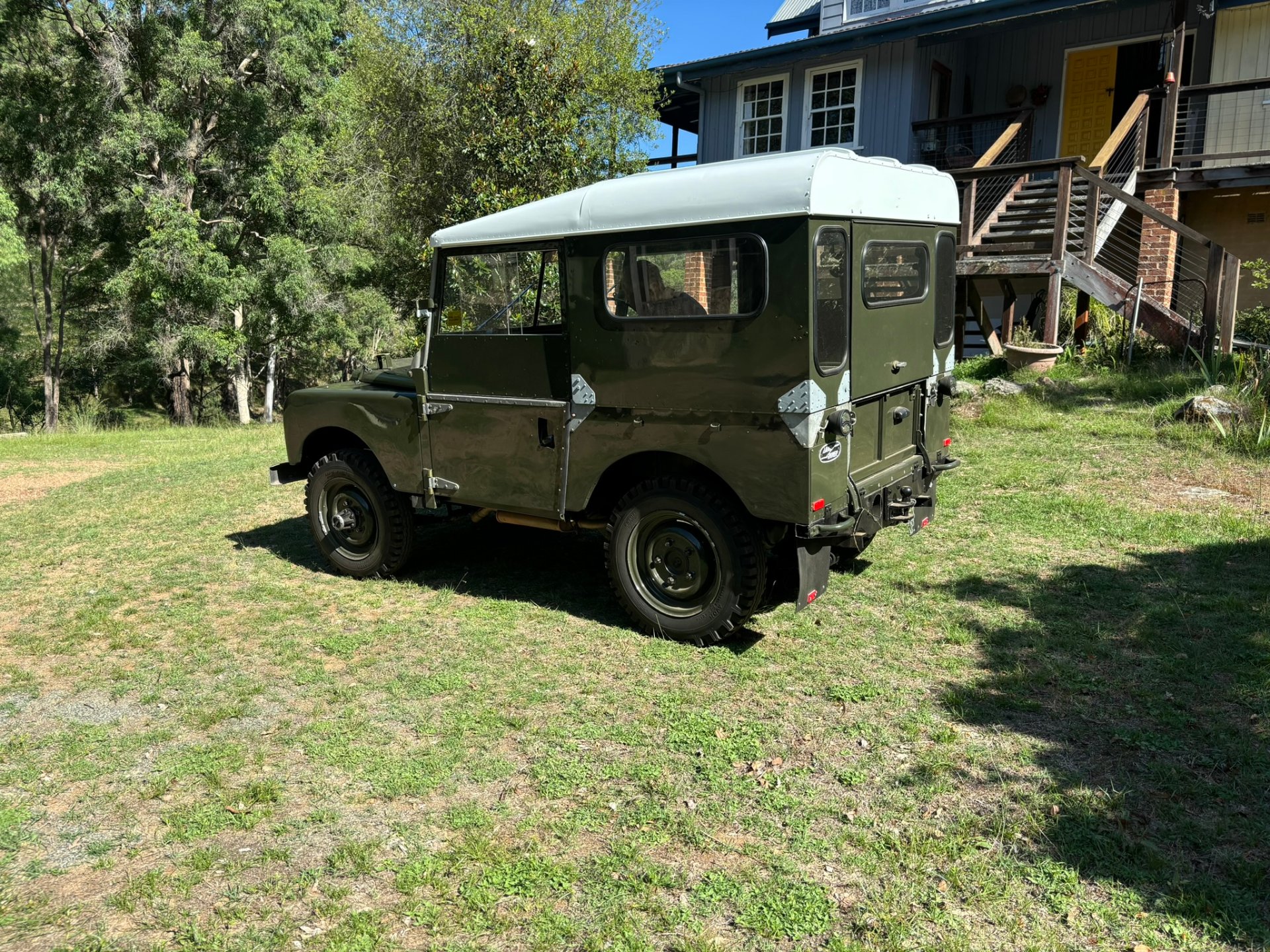 1951 LAND ROVER SERIES I 80" 2D WAGON 