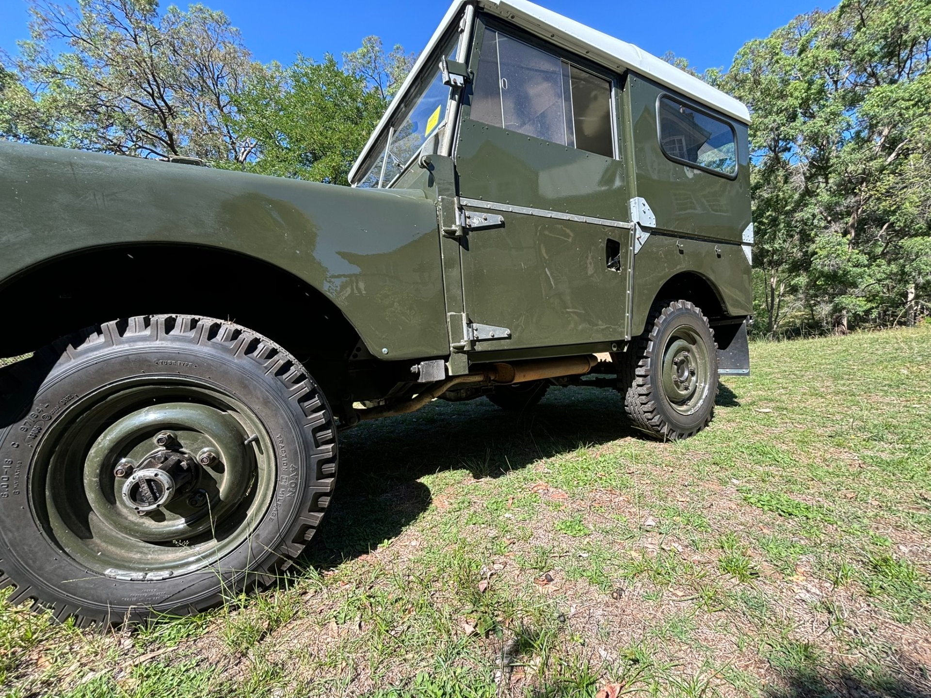 1951 LAND ROVER SERIES I 80" 2D WAGON 