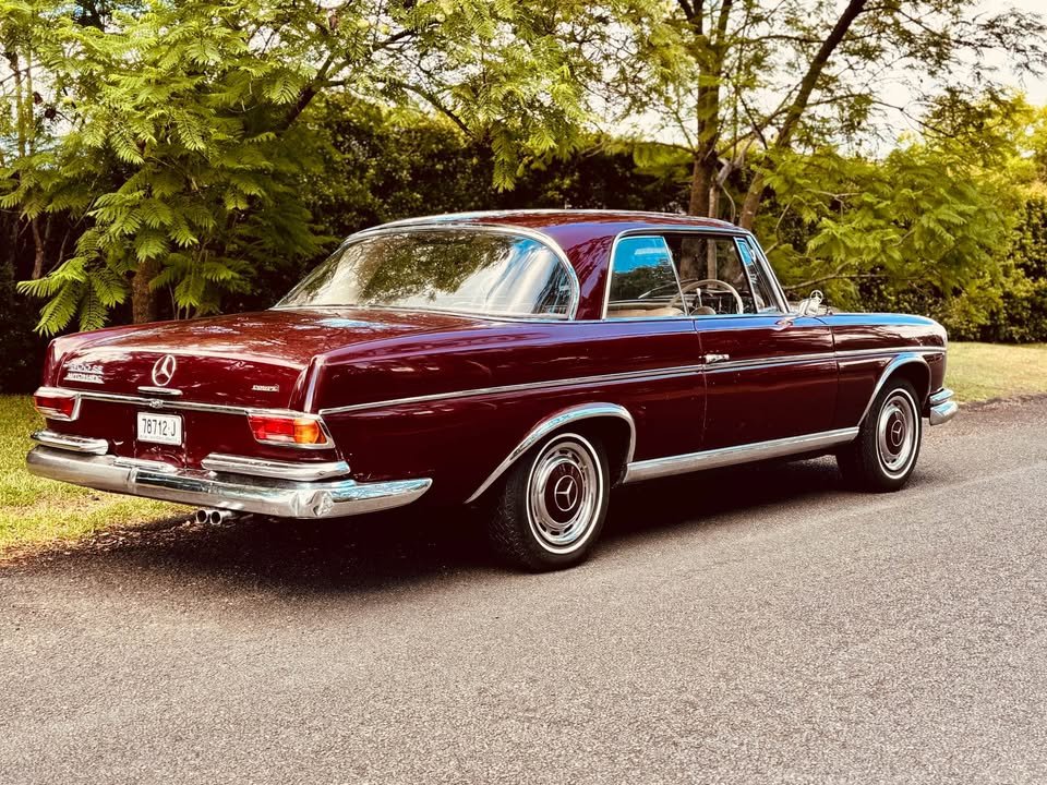 1963 MERCEDES-BENZ 300 SE 3 SP AUTOMATIC 2D COUPE