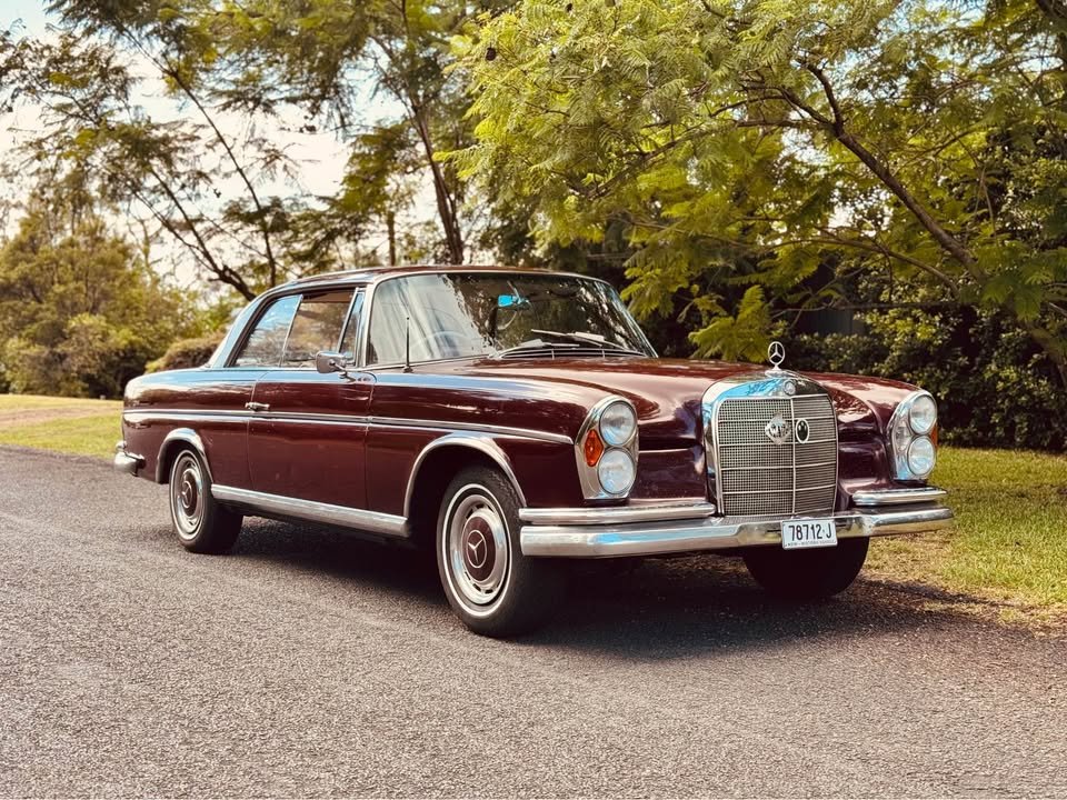 1963 MERCEDES-BENZ 300 SE 3 SP AUTOMATIC 2D COUPE