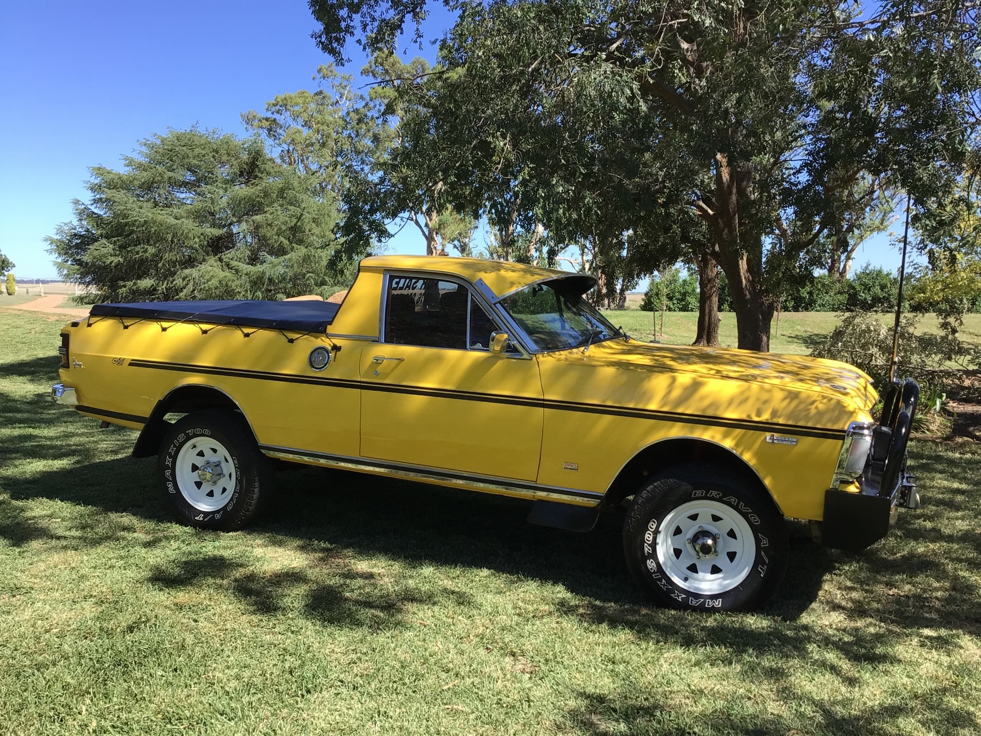 1972 FORD FALCON XY 3 SPD MANUAL 4WD UTE