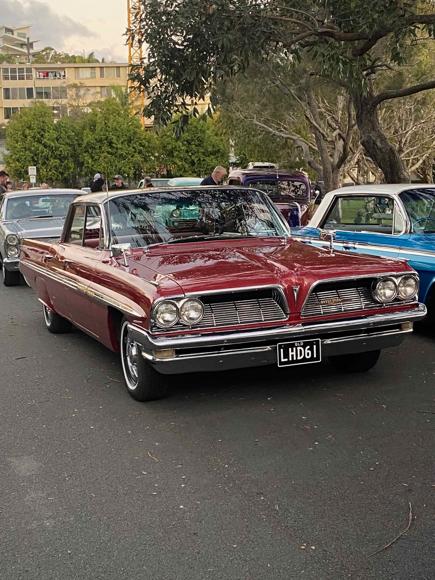 1961 PONTIAC BONNEVILLE SEDAN