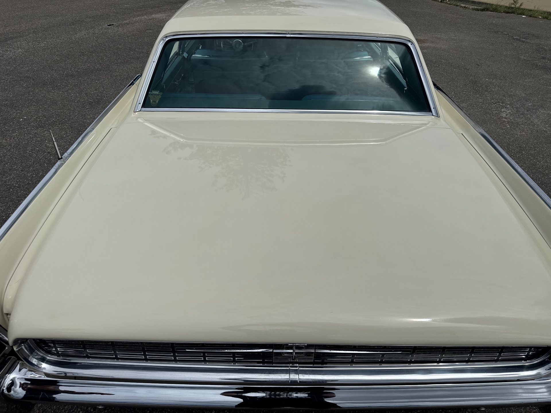 1962 LINCOLN CONTINENTAL SEDAN 
