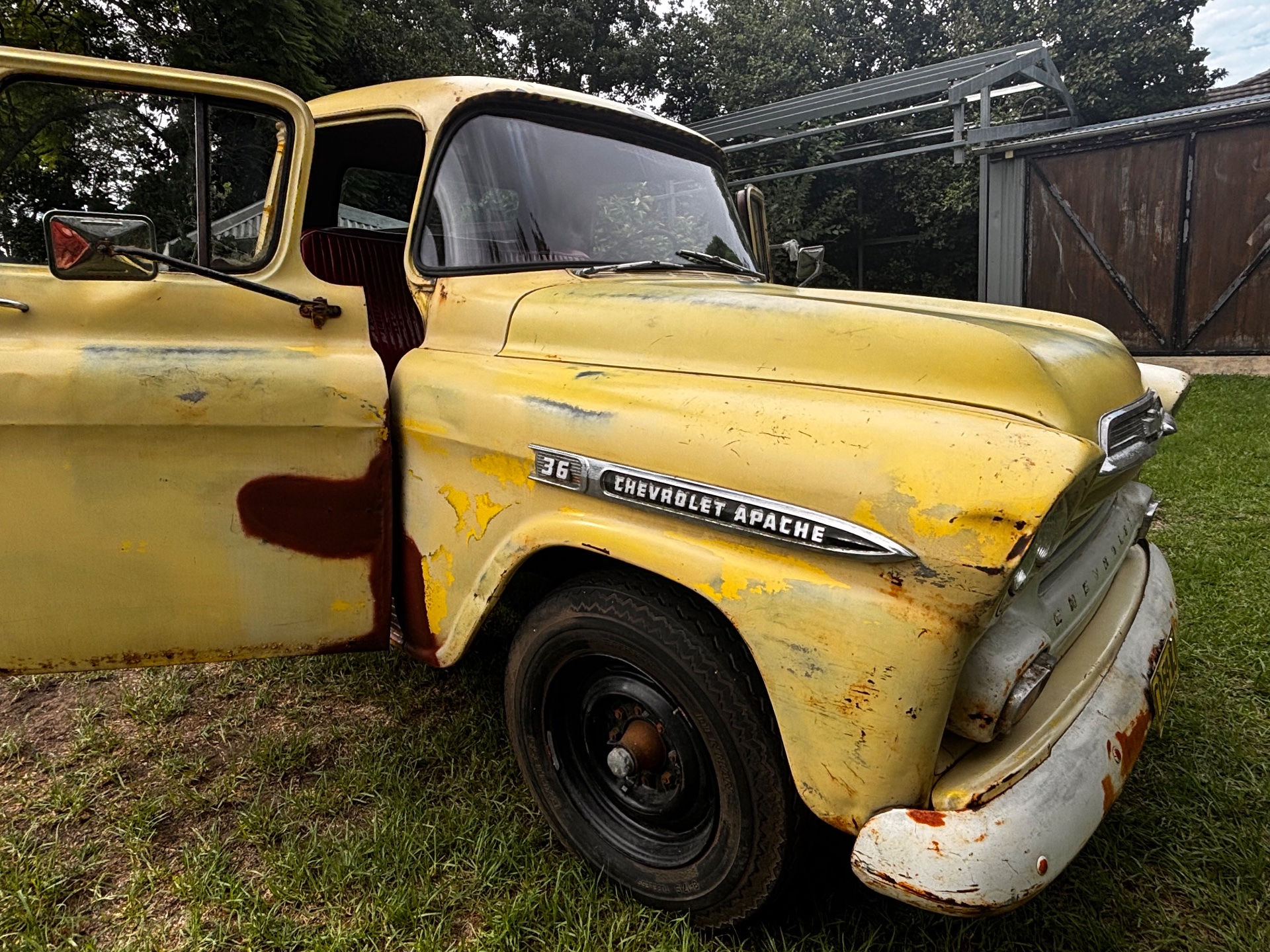 1959 CHEVROLET APACHE 2D UTILITY 