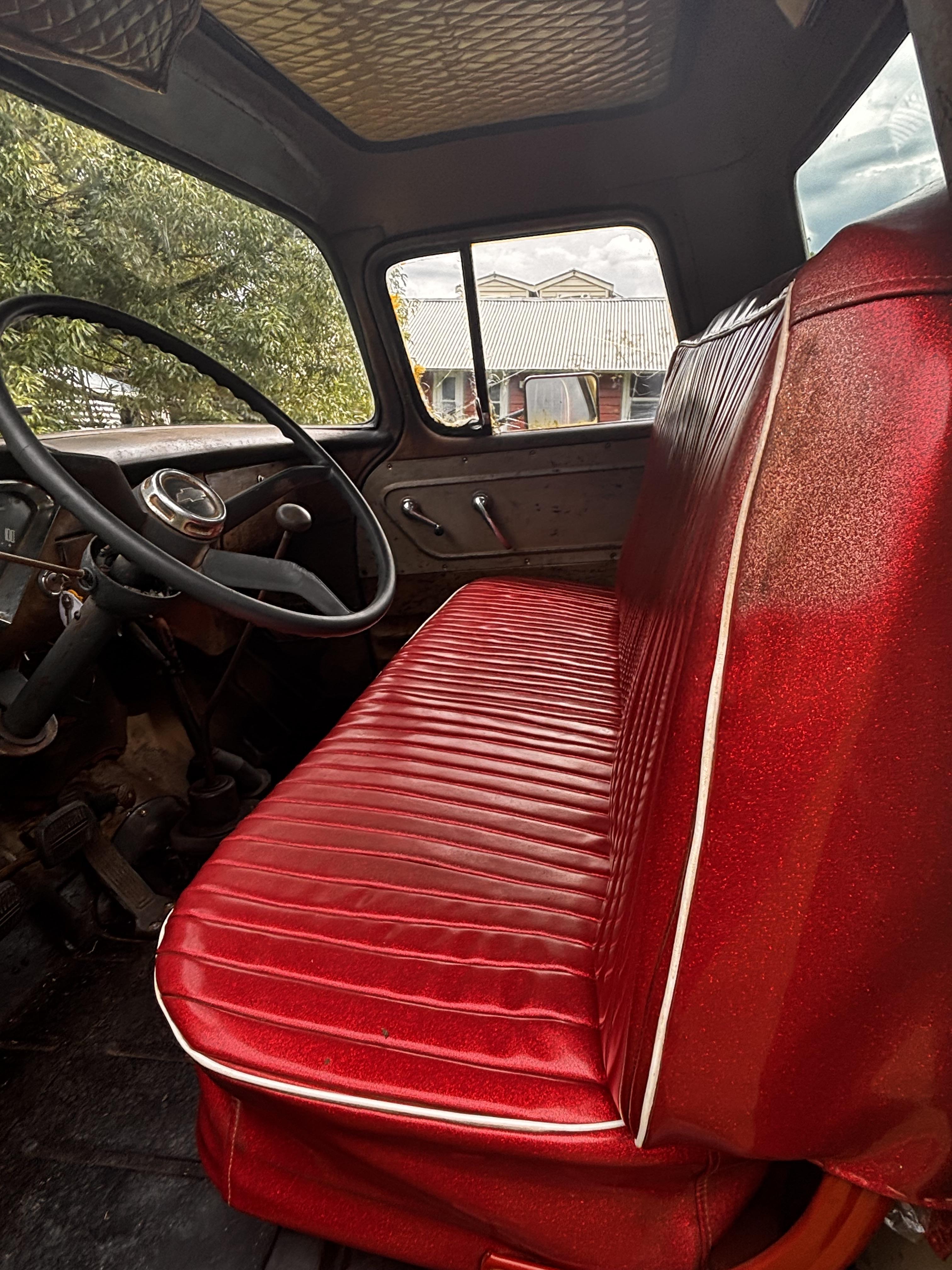 1959 CHEVROLET APACHE 2D UTILITY 