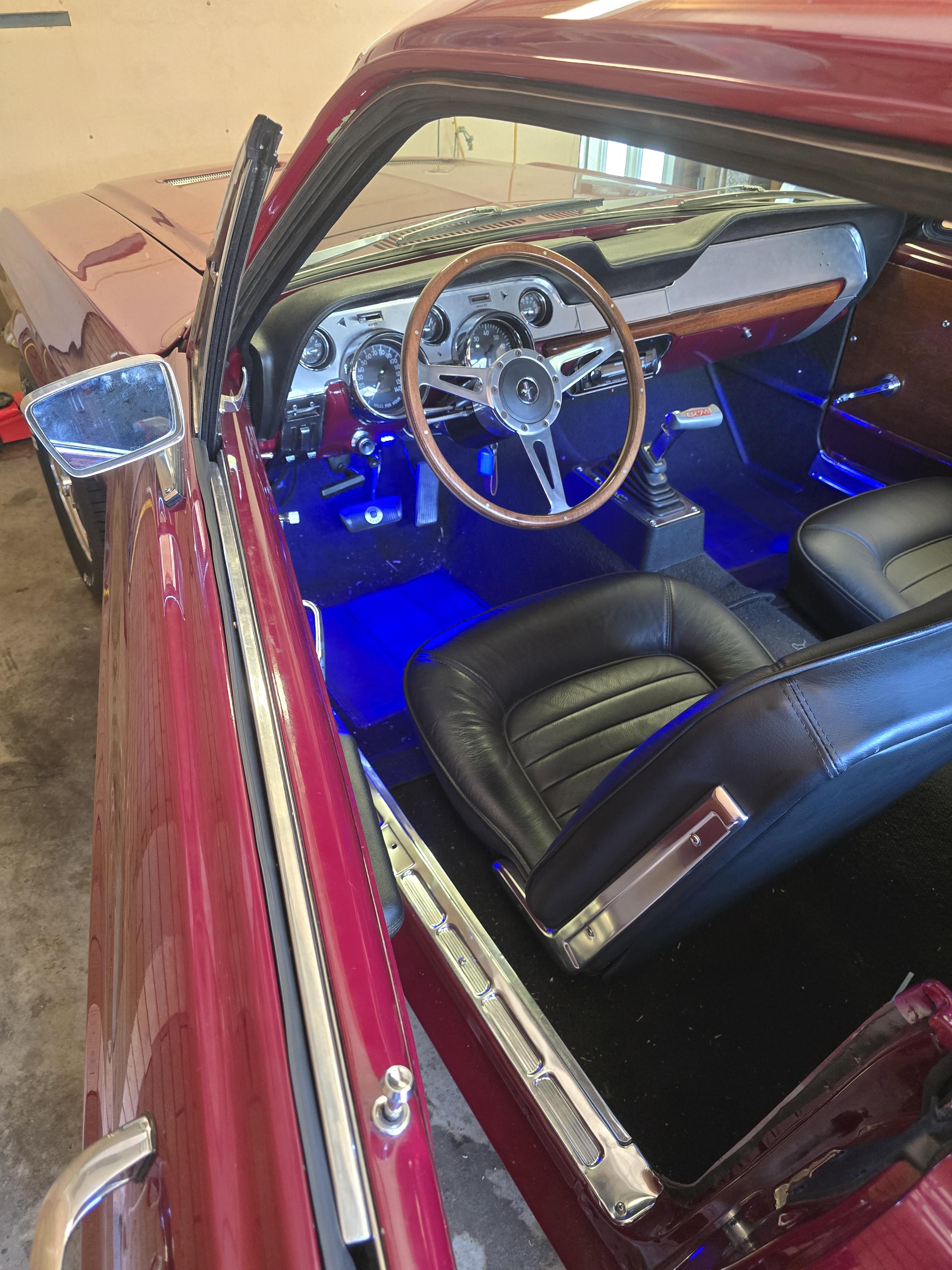 1967 FORD MUSTANG AUTOMATIC COUPE