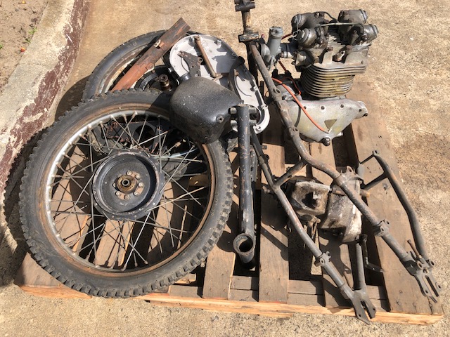 1949 TRIUMPH TR5 500 PROJECT