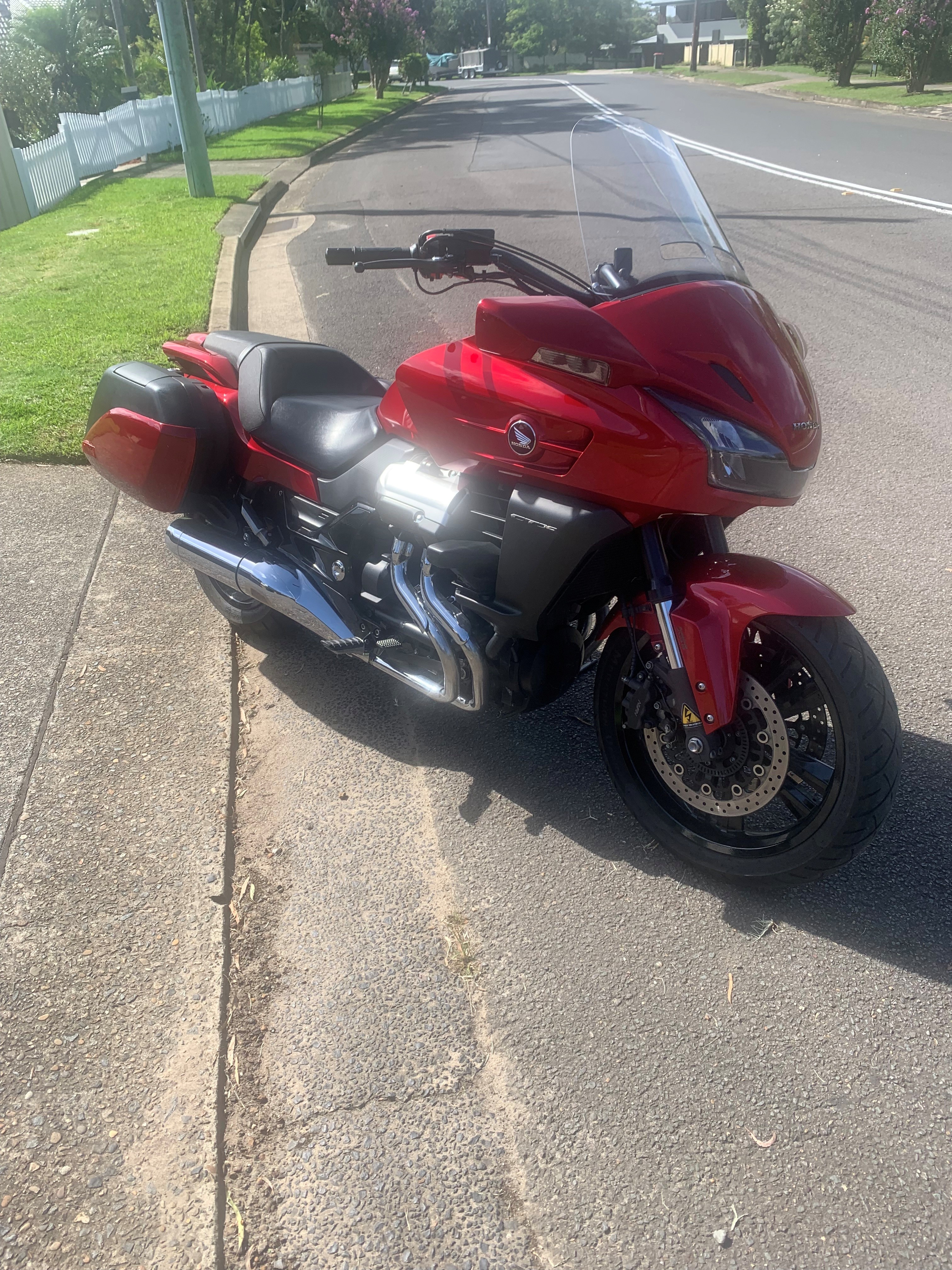 2014 HONDA CTX1300A ROAD