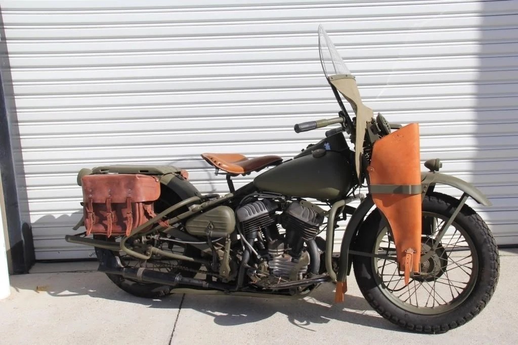 1942 HARLEY-DAVIDSON WLA ROAD
