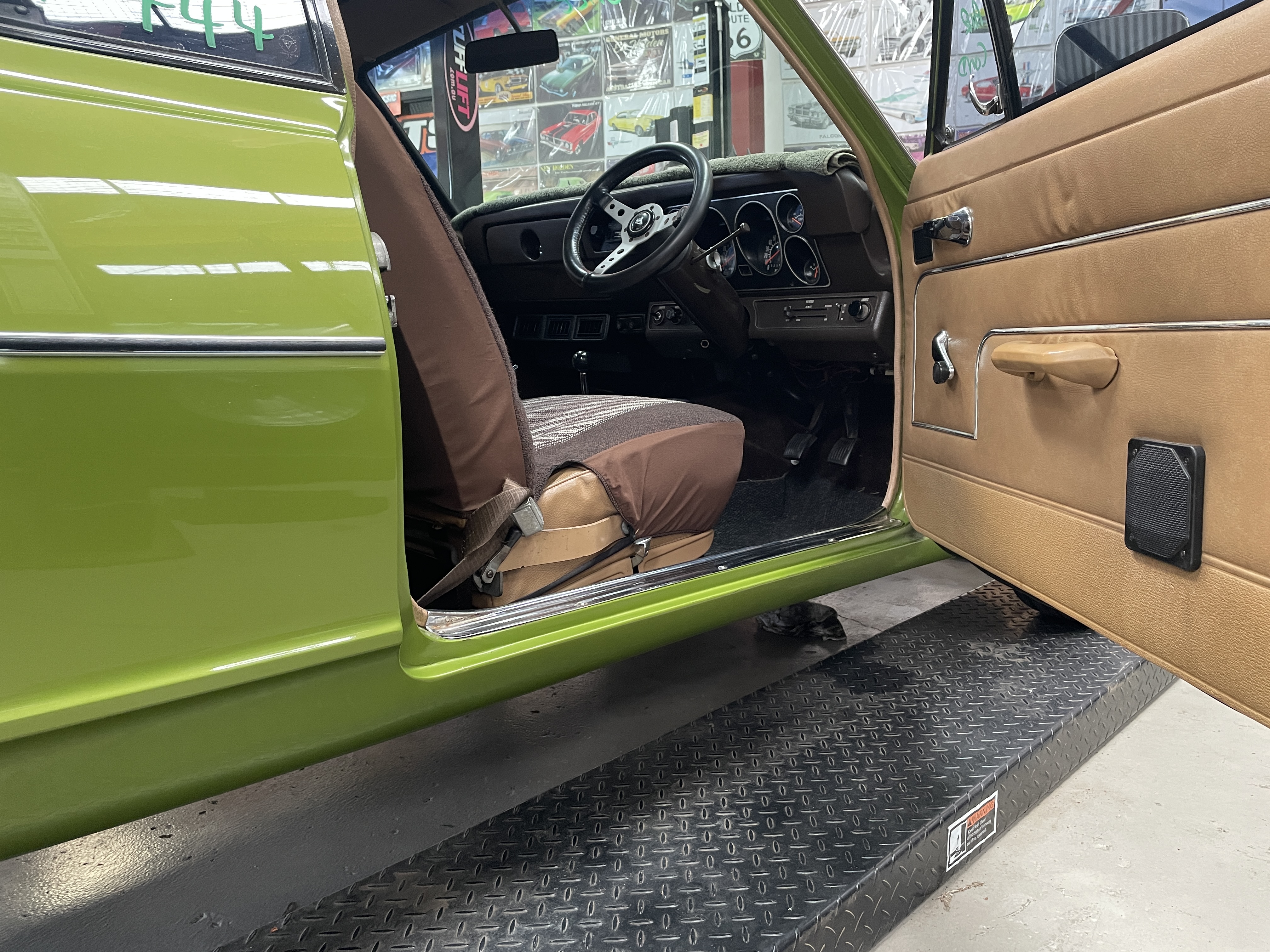 1973 HOLDEN TORANA LJ S 4 SP MANUAL 2D SEDAN