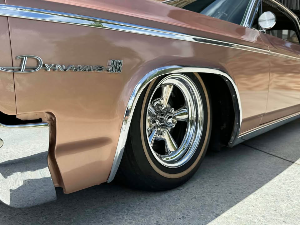 1964 OLDSMOBILE DYNAMIC 88 2D SPORTS COUPE