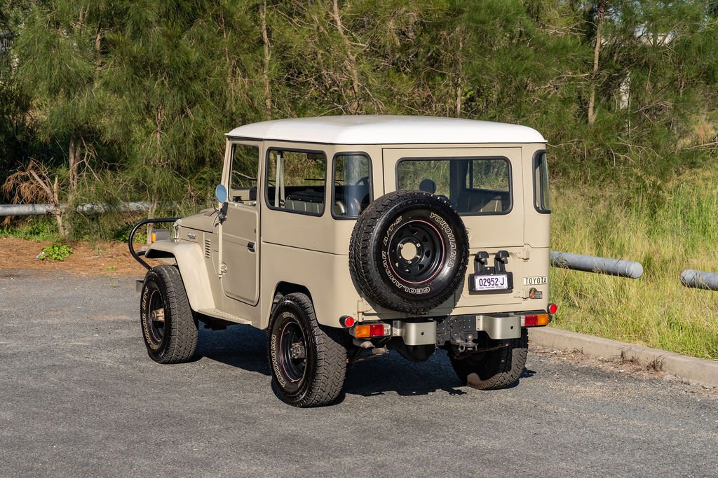 1976 TOYOTA LANDCRUISER FJ40 2D HARDTOP
