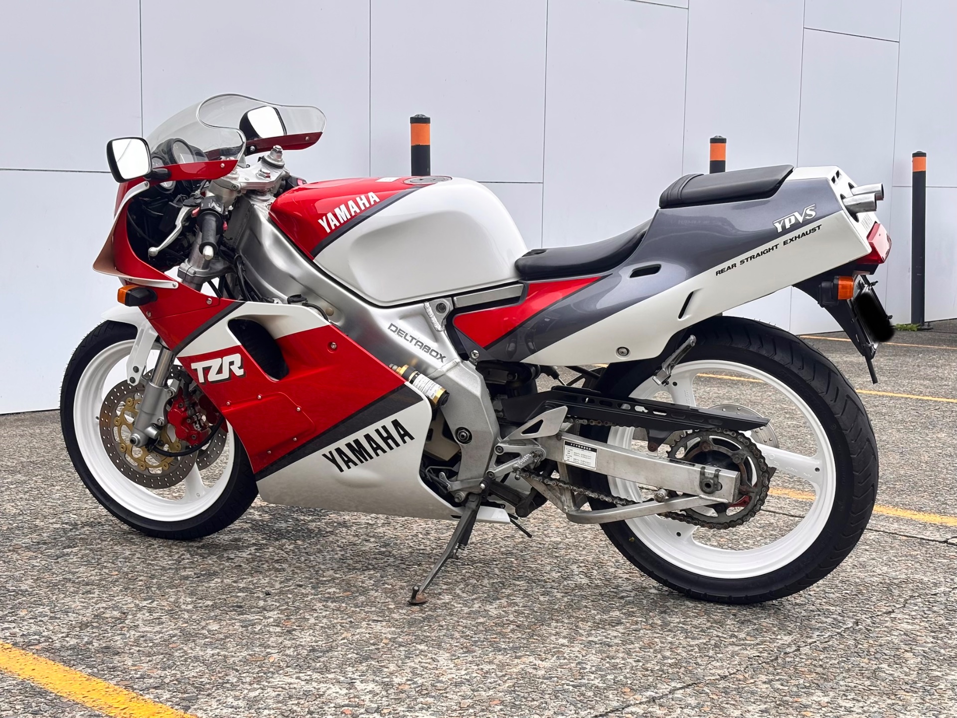 1990 YAMAHA TZR250 ROAD