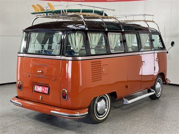 1971 VOLKSWAGEN KOMBI 4 SP MANUAL VAN