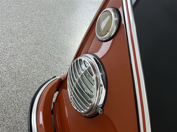 1971 VOLKSWAGEN KOMBI 4 SP MANUAL VAN