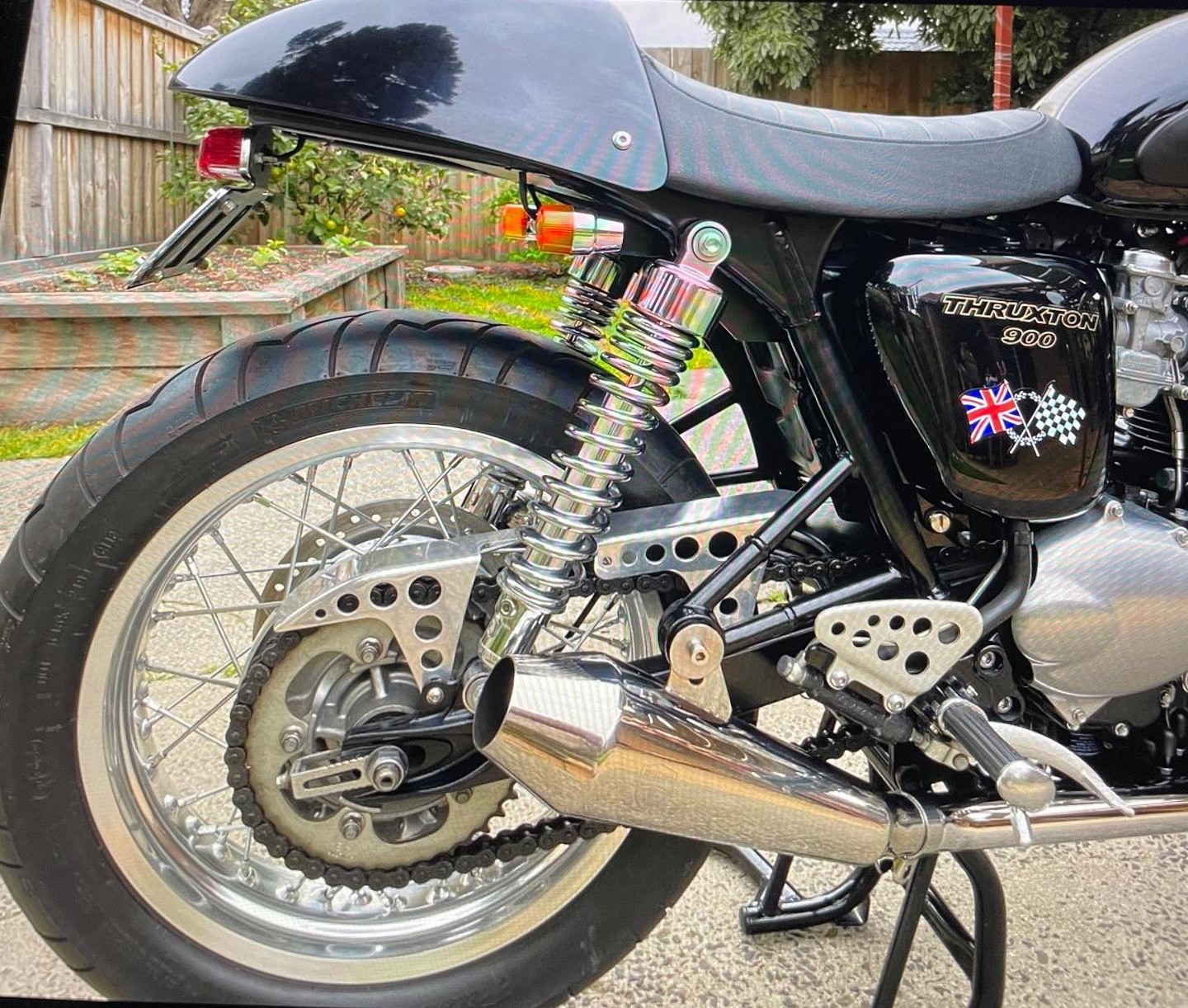 2011 TRIUMPH THRUXTON 900 ROAD