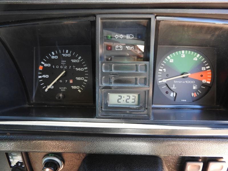 1984 VOLKSWAGEN T3 MICRO BUS