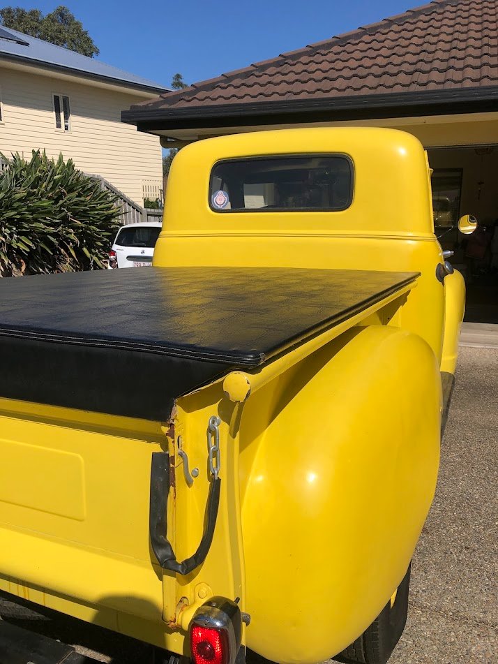 1953 GMC 9300 1/2 TON MANUAL PICK UP