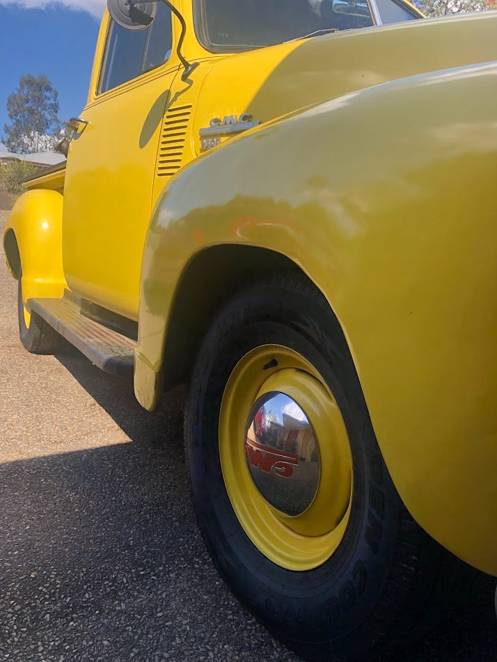 1953 GMC 9300 1/2 TON MANUAL PICK UP