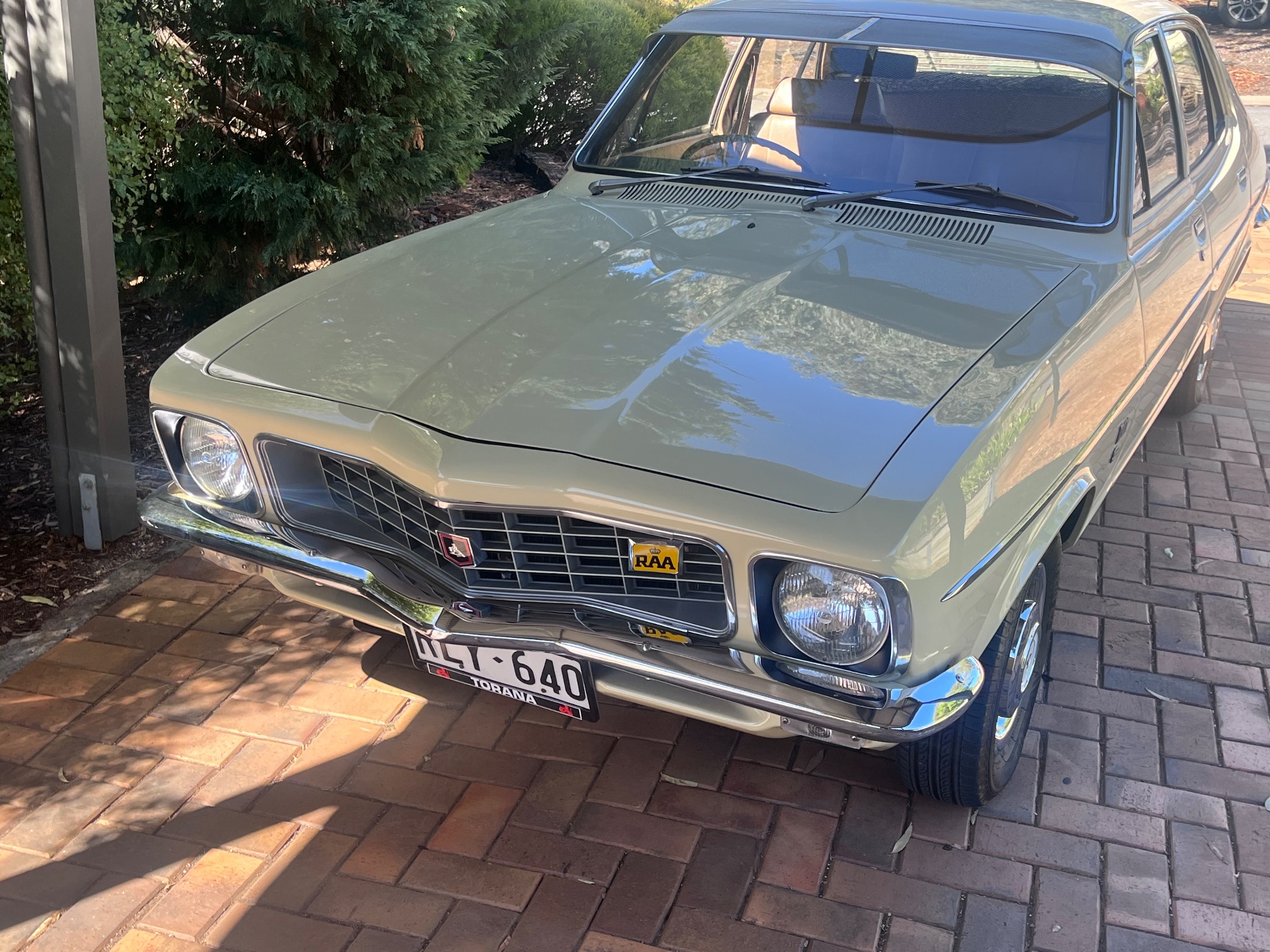 1972 HOLDEN TORANA LJ S 3 SP MANUAL 4D SEDAN 