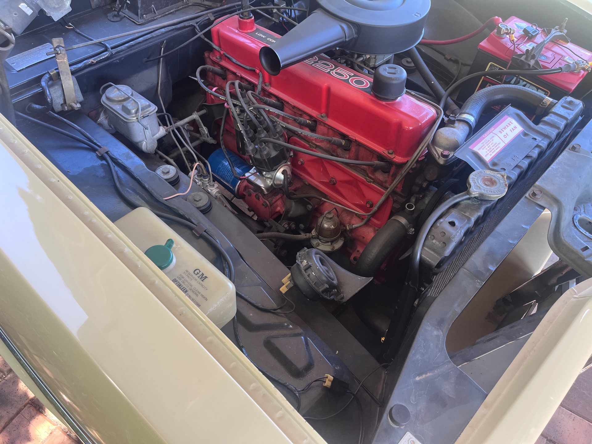 1972 HOLDEN TORANA LJ S 3 SP MANUAL 4D SEDAN 