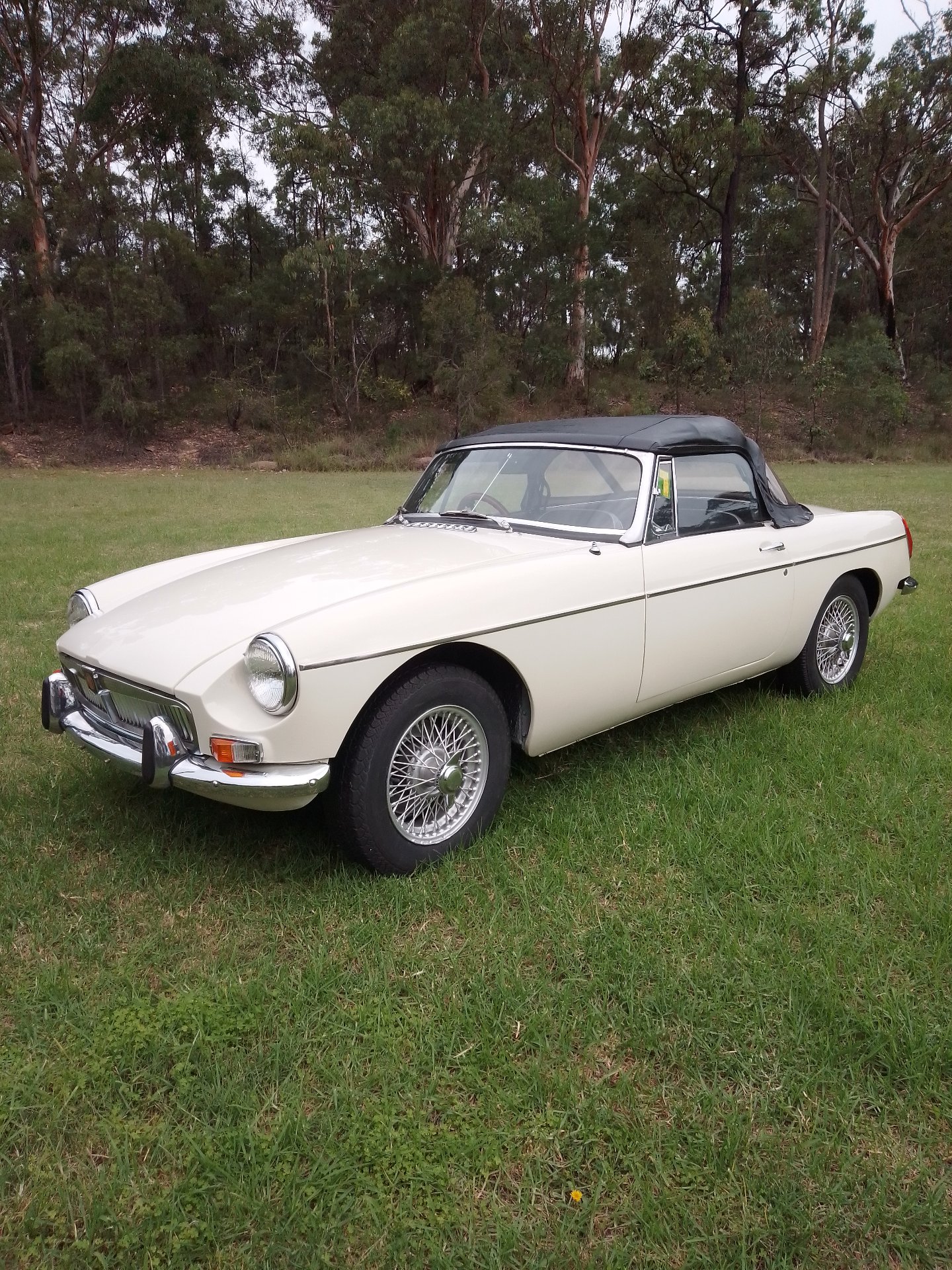 1964 MG MGB SPORTS 4 SP MANUAL 2D ROADSTER 
