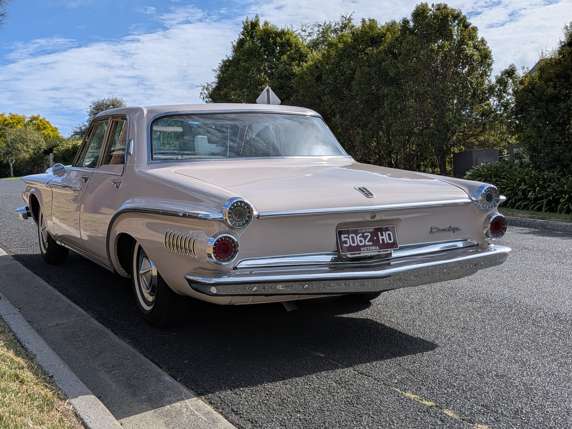 1962 DODGE DART 440 SEDAN 