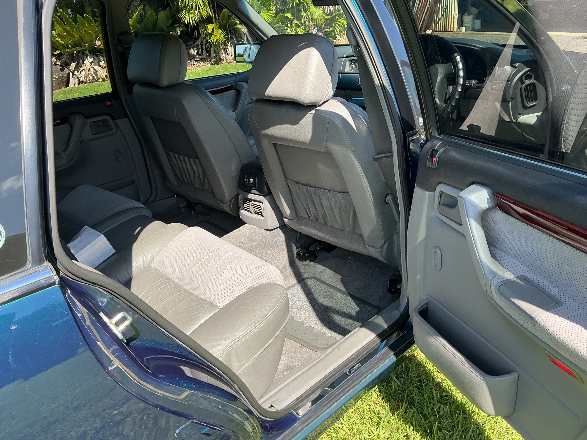1995 HSV CAPRICE VS 215i 4 SP AUTOMATIC 4D SEDAN 