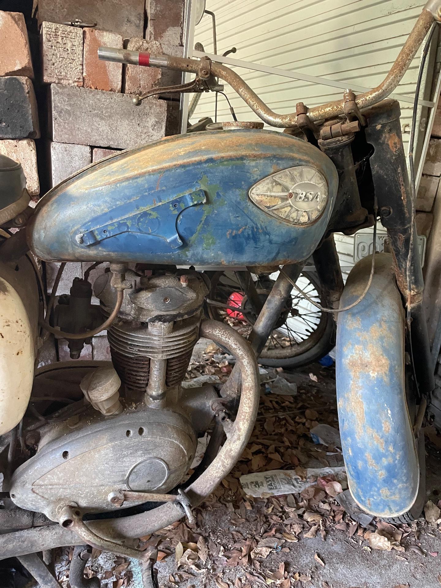 1959 BSA C15 PROJECT 