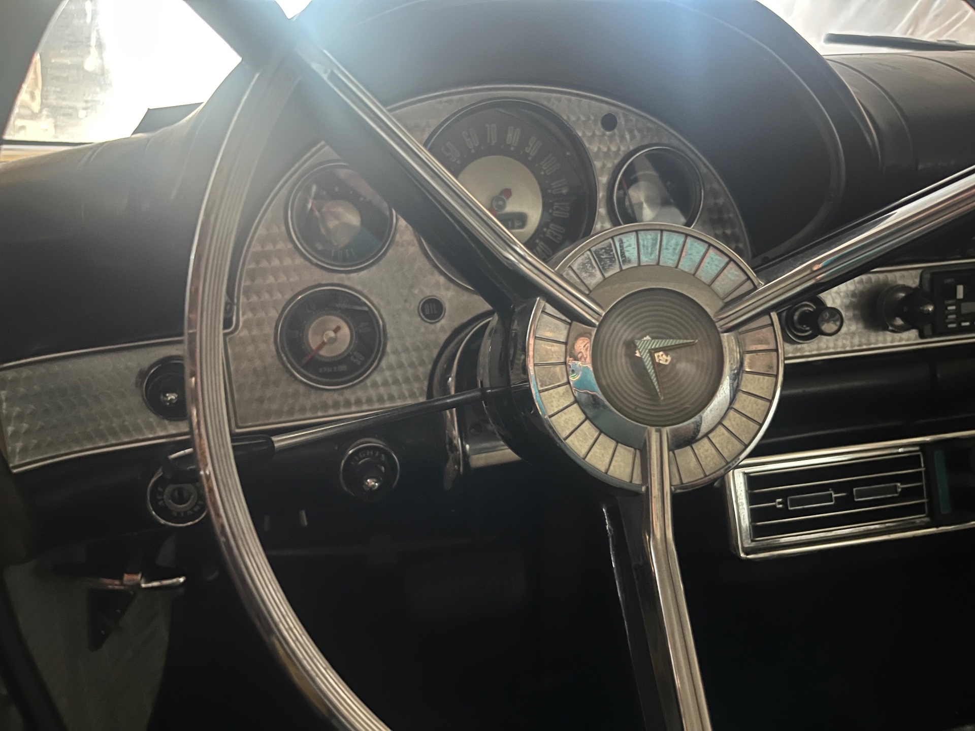 1957 FORD THUNDERBIRD CONVERTIBLE