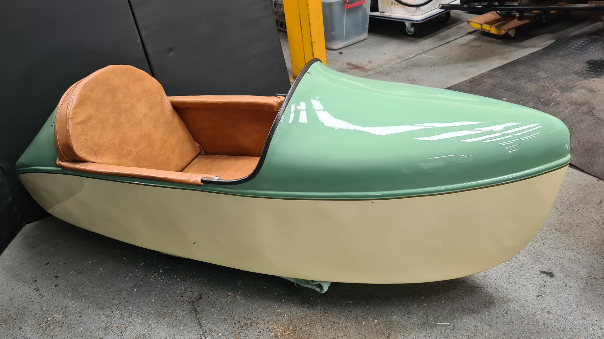 REPLICA INDIAN SIDECAR BOAT 