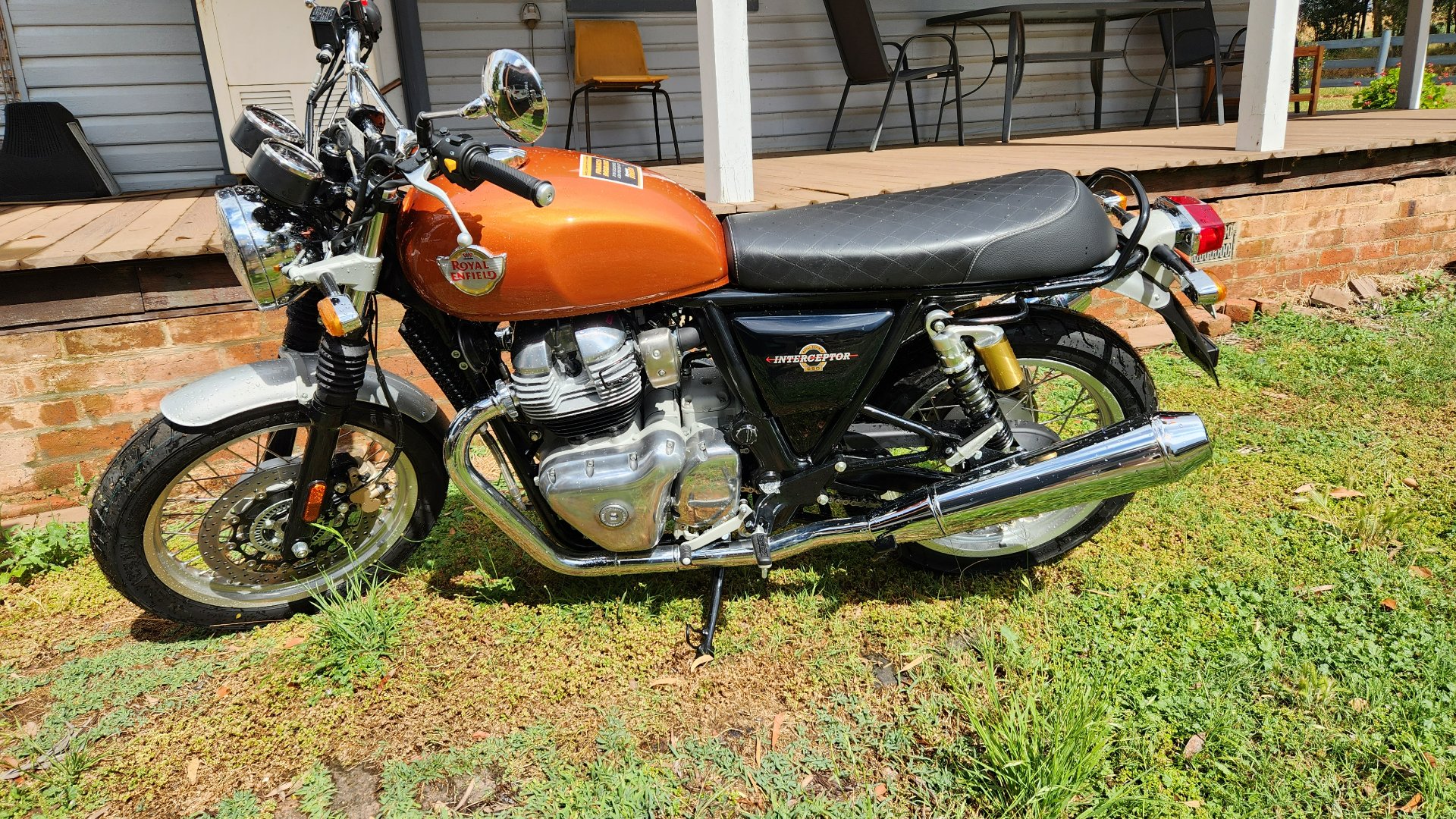 2022 ROYAL ENFIELD INTERCEPTOR 650 E5 CLASSIC ROAD