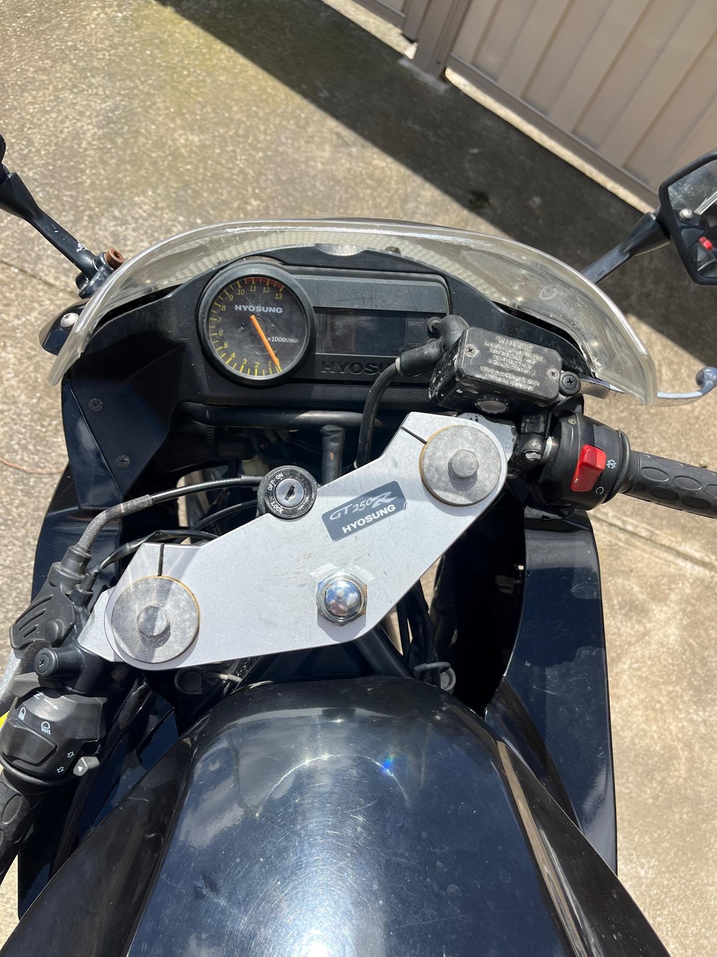 2007 HYOSUNG GT250R ROAD