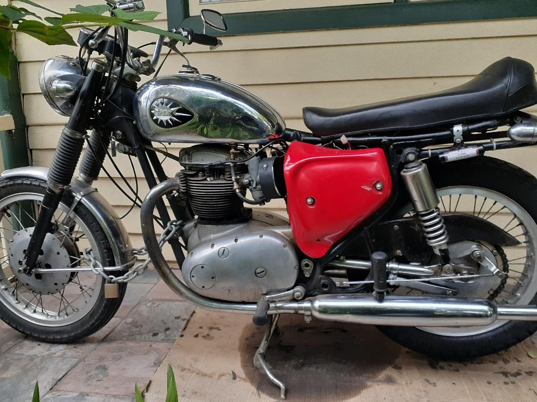 1967 BSA A65 SPITFIRE ROAD