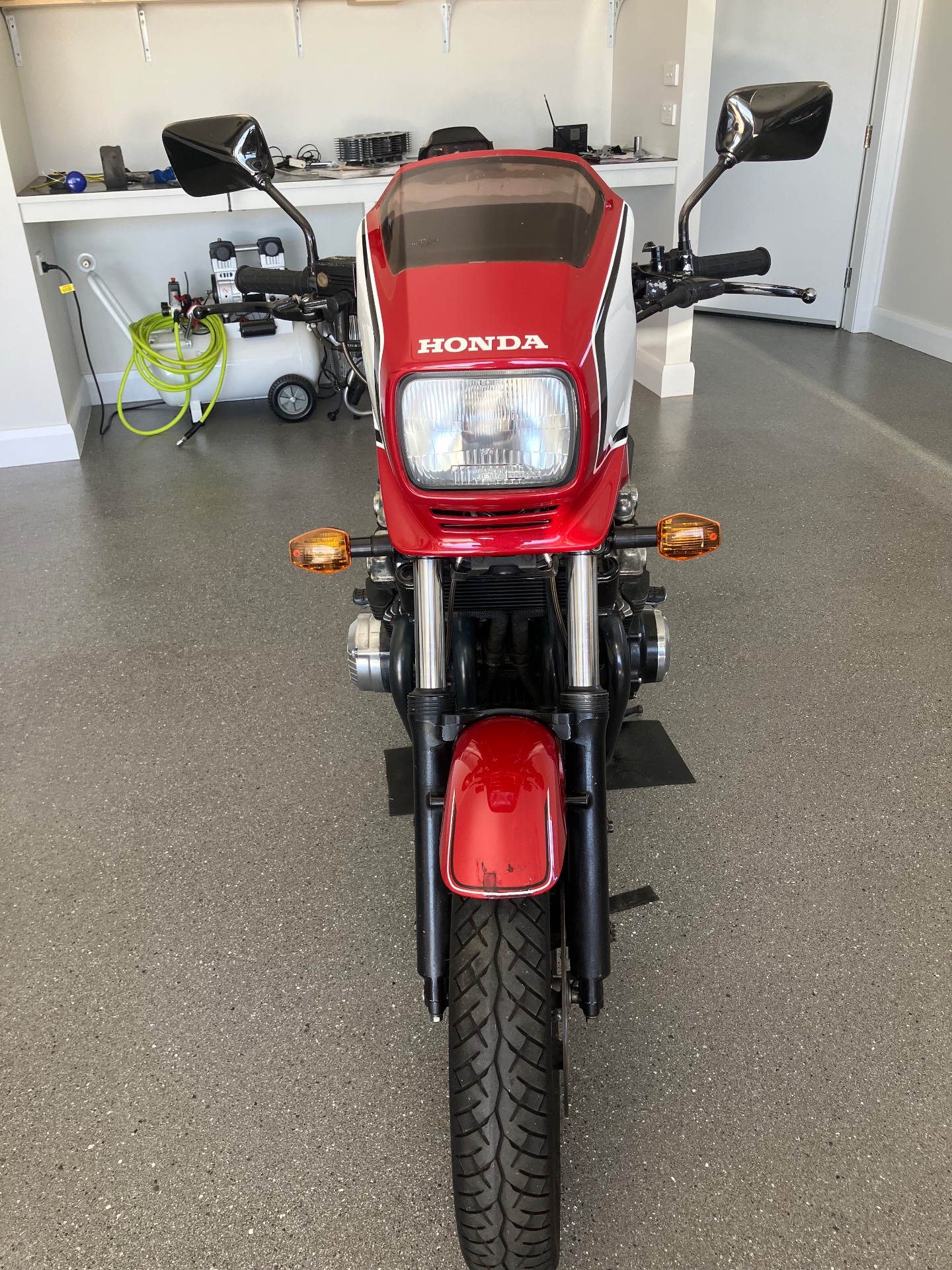 1983 HONDA CB1100F ROAD