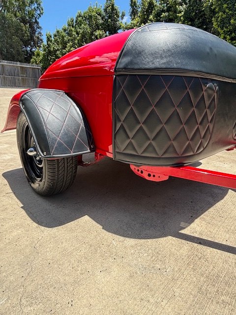 2019 MULLINS CUSTOM HOT ROD LUGGAGE TRAILER