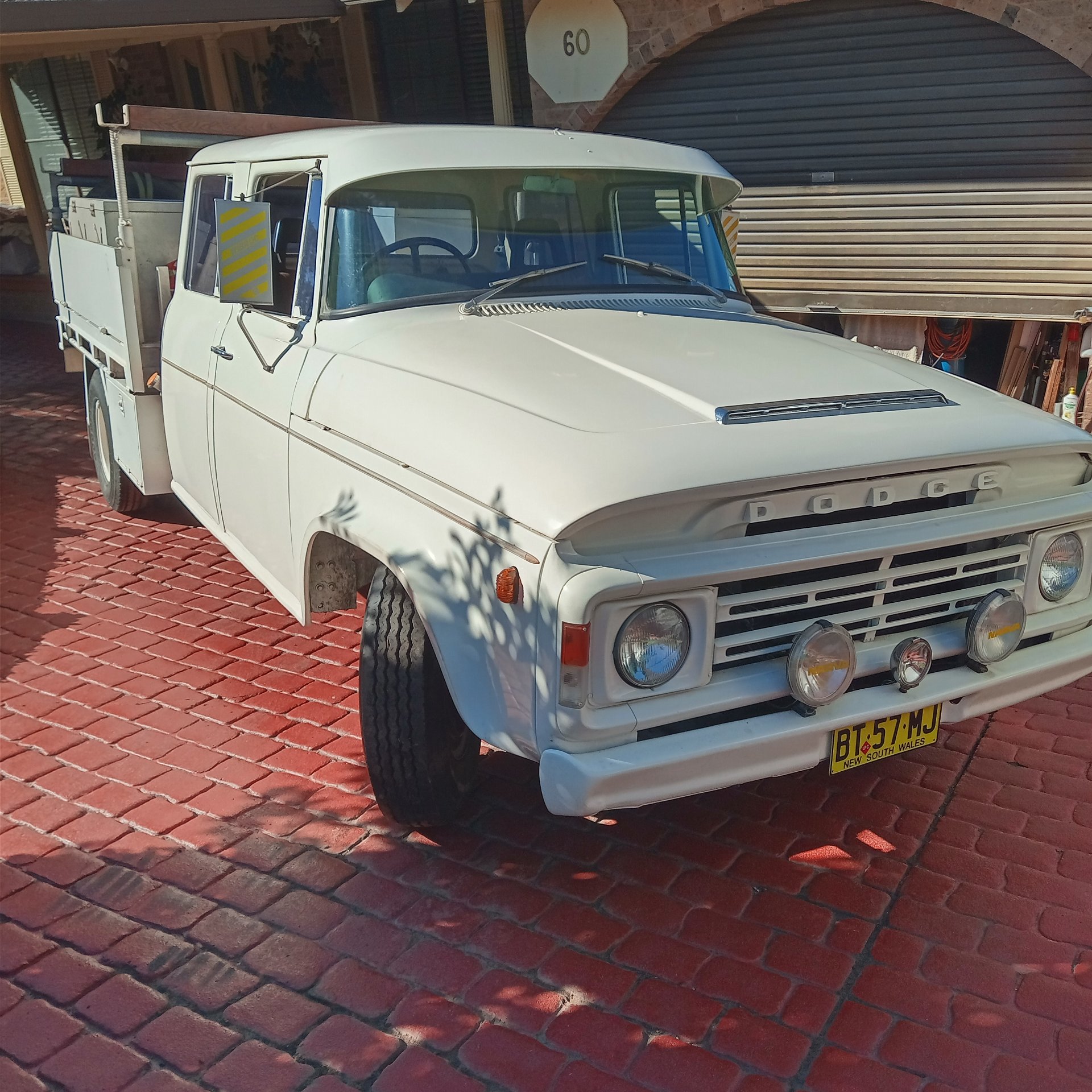 1974 DODGE D5N 300 CREW CAB TRUCK