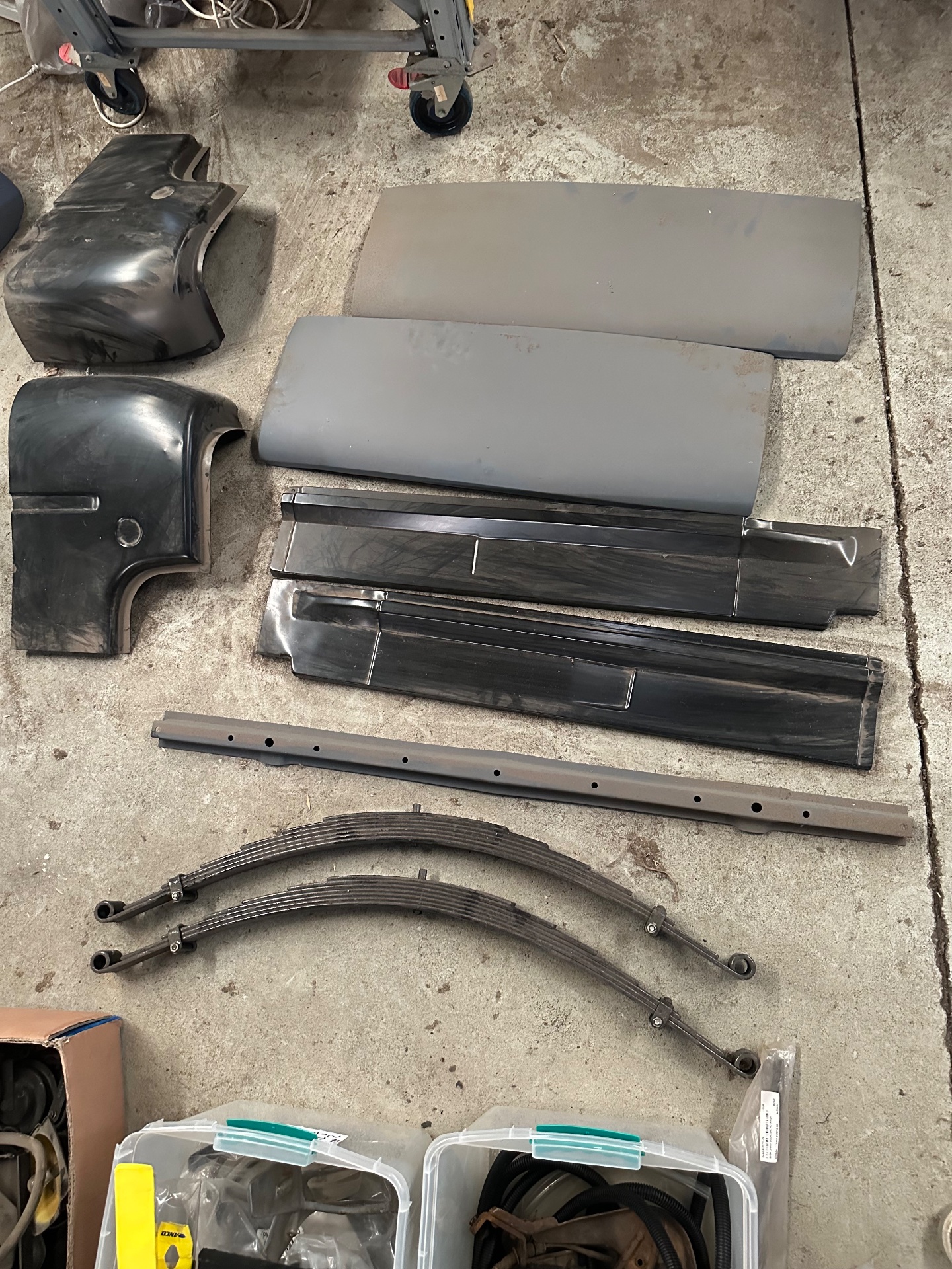 1956 FORD F100 UTILITY - PROJECT