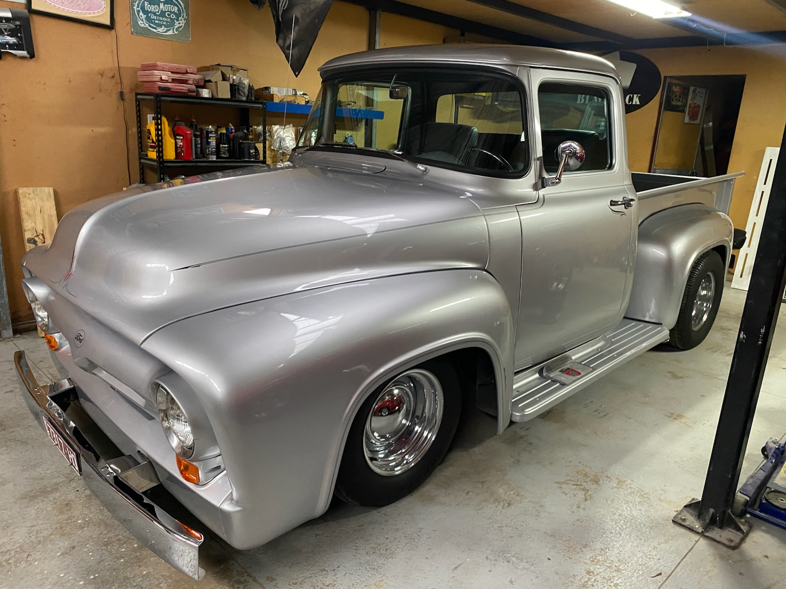 1956 FORD F100 4 SP AUTOMATIC 2D UTILITY