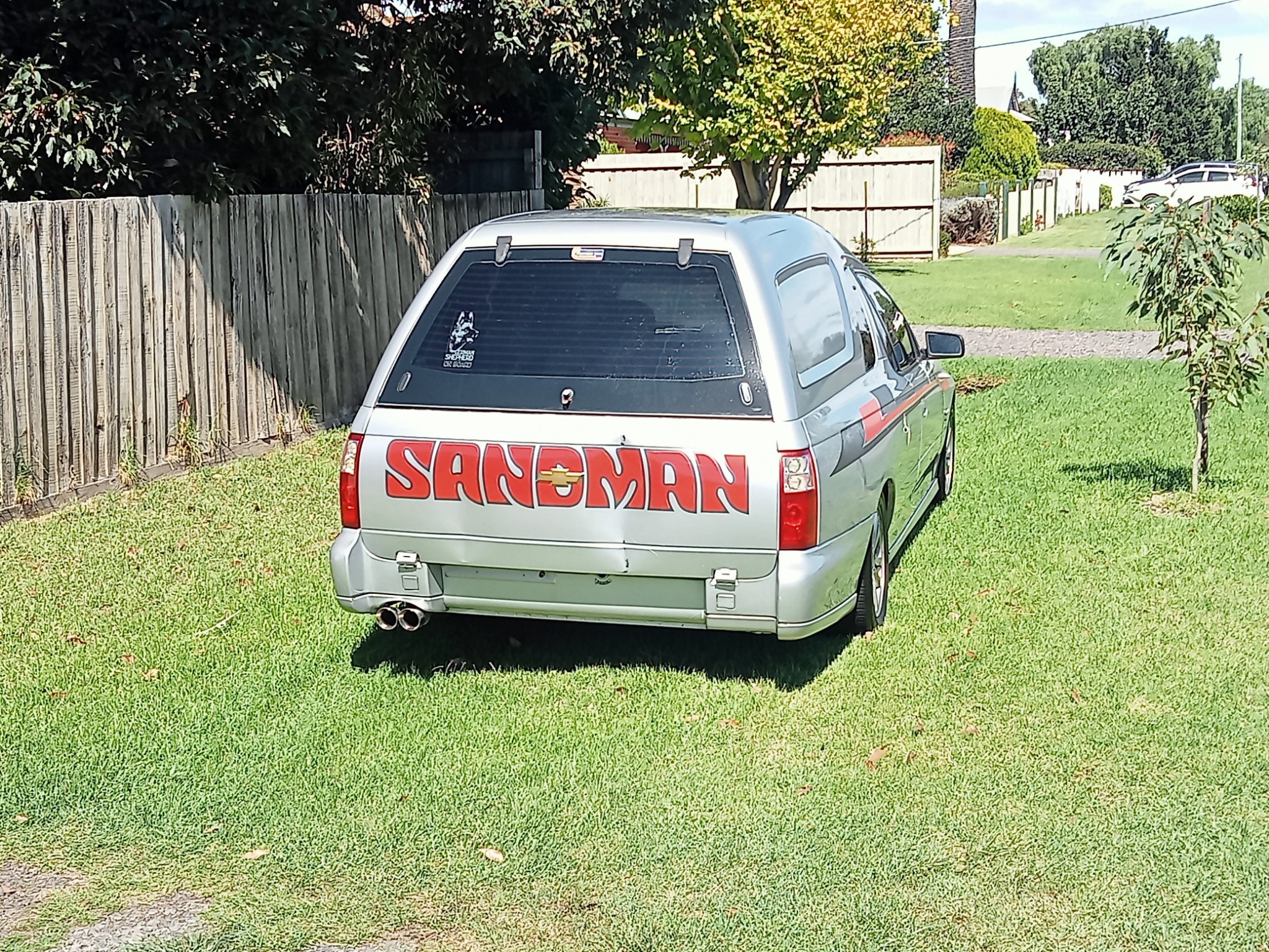 2004 HOLDEN SANDMAN MANUAL PANEL VAN