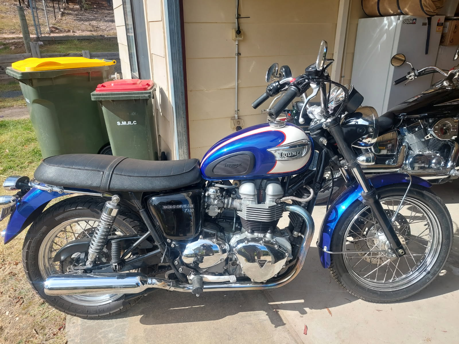 2003 TRIUMPH BONNEVILLE T100 ROAD