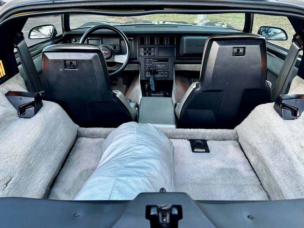 1986 CHEVROLET CORVETTE C4 Z51 AUTOMATIC COUPE