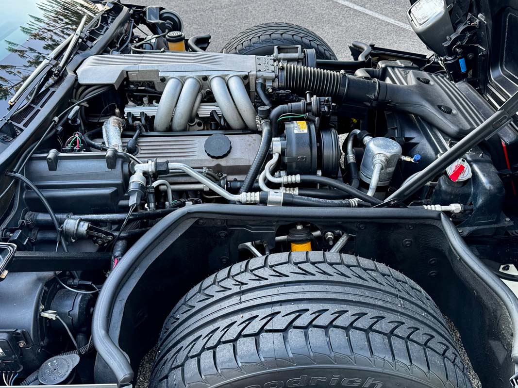 1986 CHEVROLET CORVETTE C4 Z51 AUTOMATIC COUPE