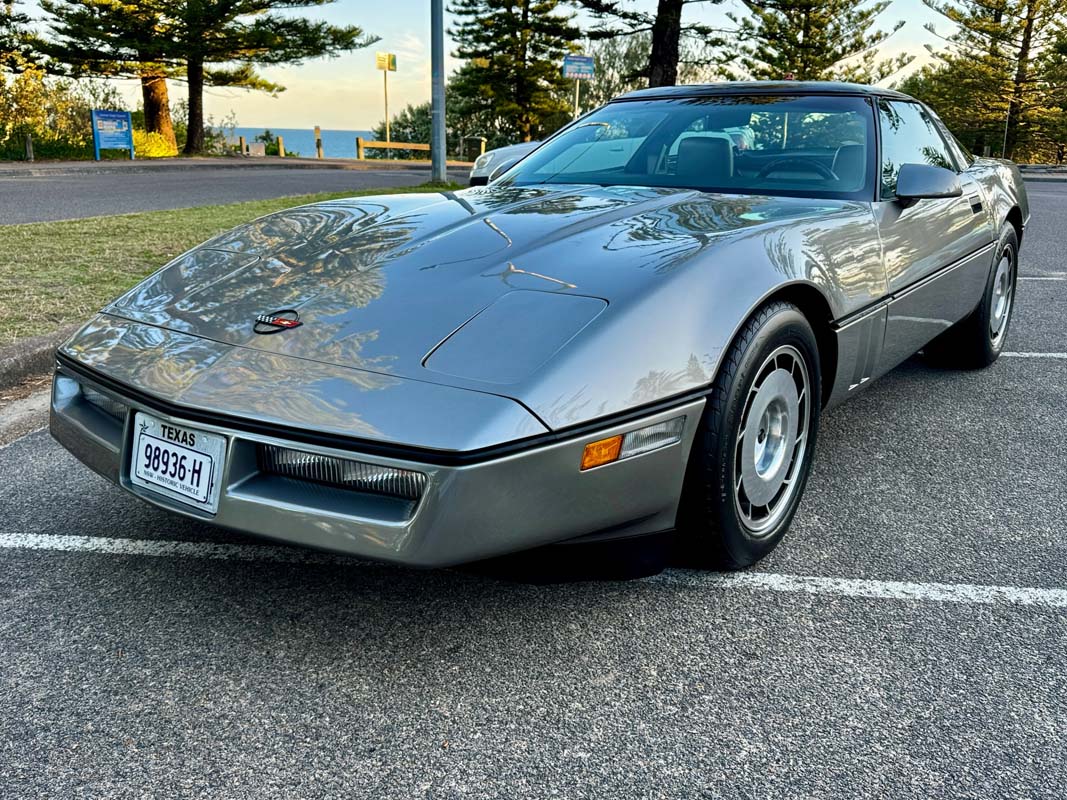 1986 CHEVROLET CORVETTE C4 Z51 AUTOMATIC COUPE