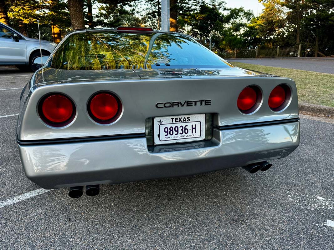 1986 CHEVROLET CORVETTE C4 Z51 AUTOMATIC COUPE