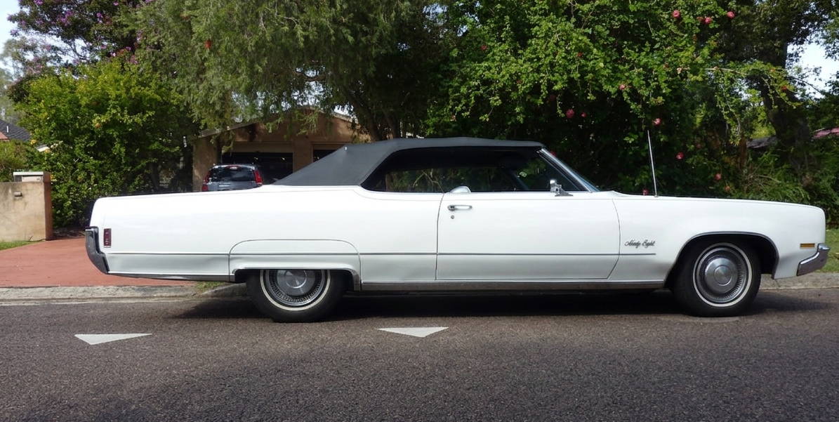 1970 OLDSMOBILE 98 CONVERTIBLE 