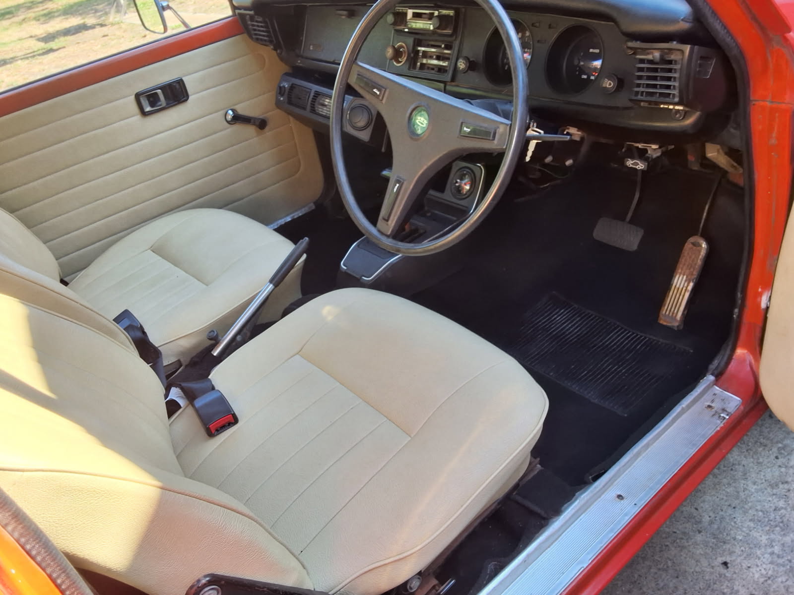 1973 TOYOTA COROLLA KE20 AUTOMATIC 2 DR SEDAN