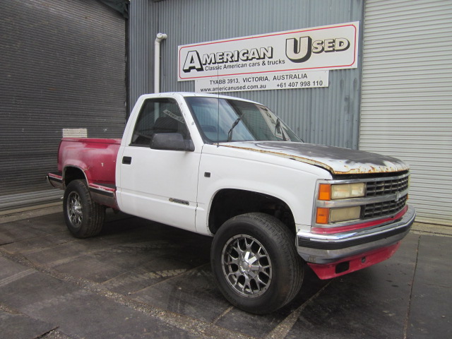 1988 CHEVROLET K1500 4x4 5 SP MANUAL PICK UP